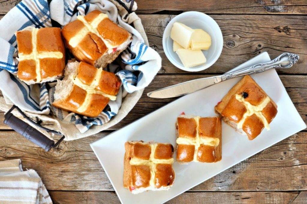 Tradição britânica: receita de pão doce de Páscoa